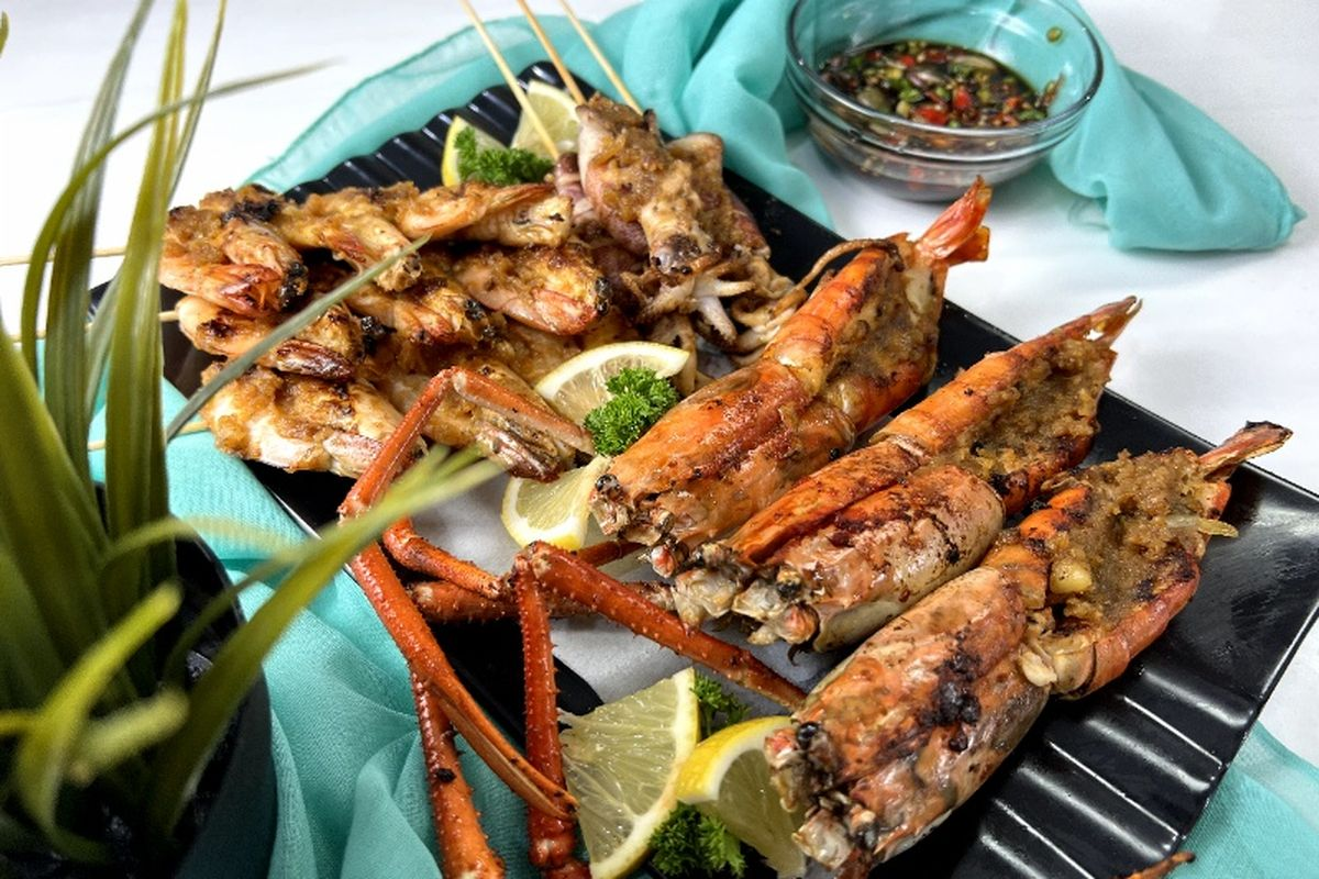 Restoran Seafood Bakar Dengan Bumbu Rempah Jimbaran Spesial